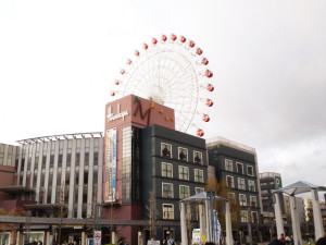 センター北駅前